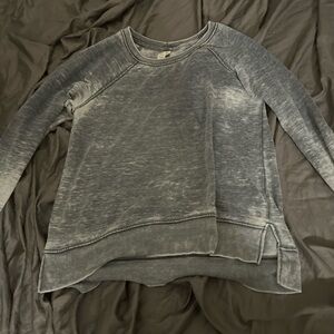 Grey long sleeve shirt